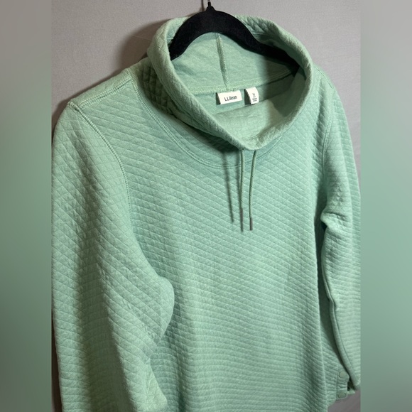 L.L.Bean Quilted Cowl Neck Pullover Sweatshirt Medium PET – Mint Green - Picture 3 of 8